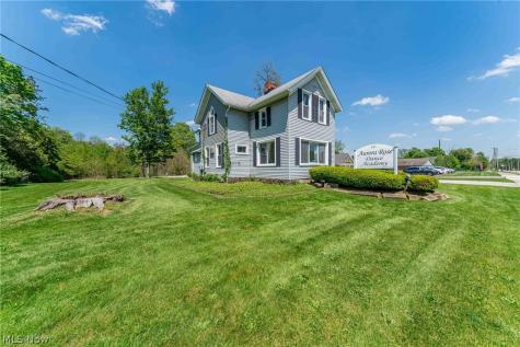 221 E Garfield Road Aurora OH 44202
