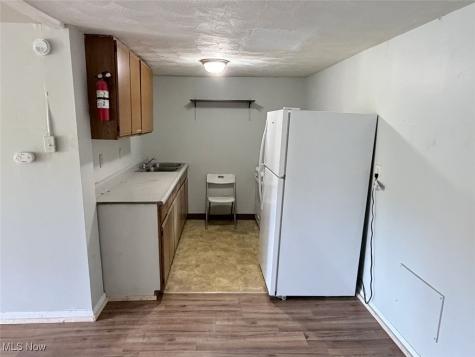 1842 Grace Road Akron OH 44312