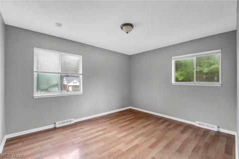 818 S Green Road South Euclid OH 44121