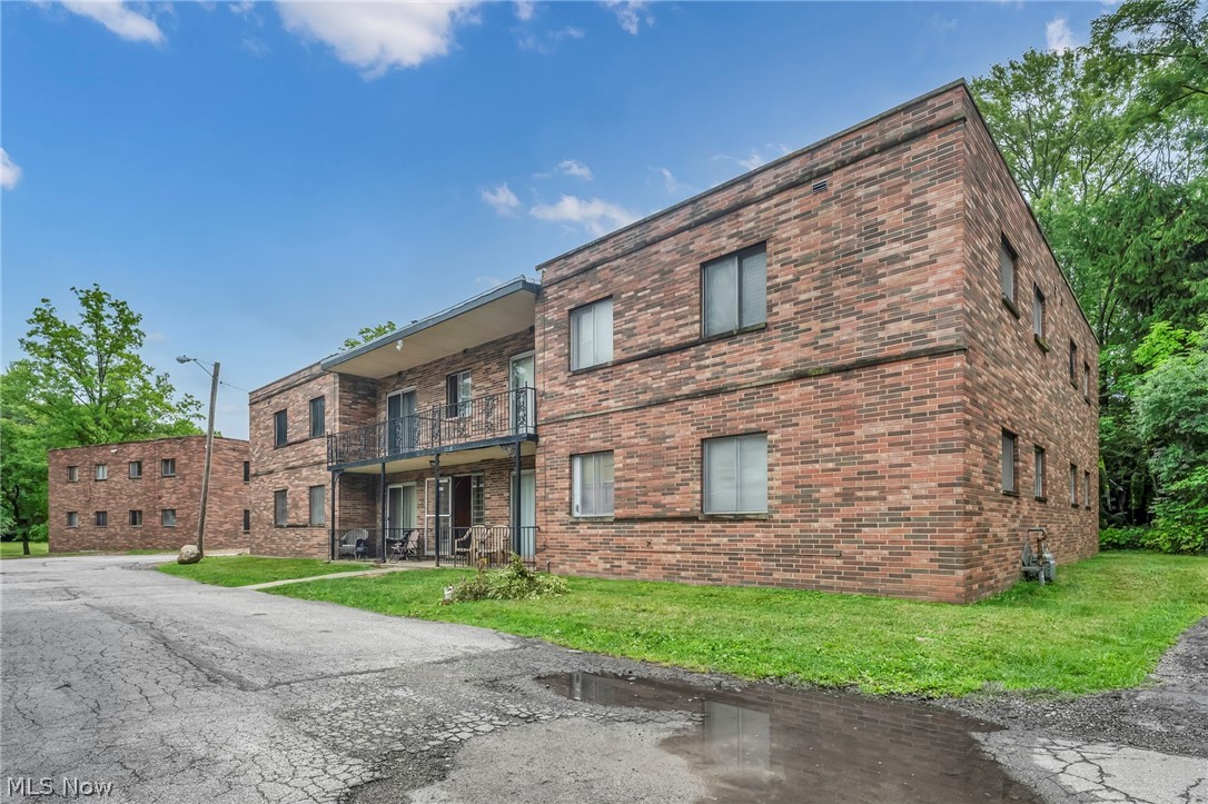 818 S Green Road South Euclid OH 44121