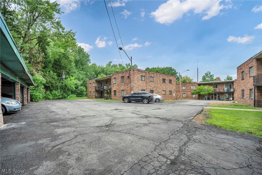 818 S Green Road South Euclid OH 44121