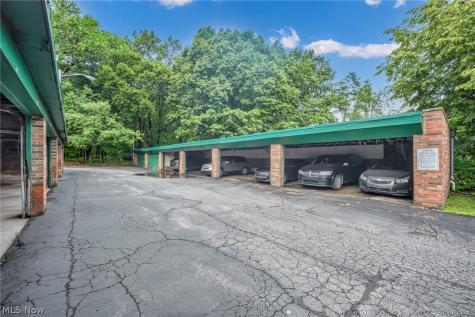 818 S Green Road South Euclid OH 44121