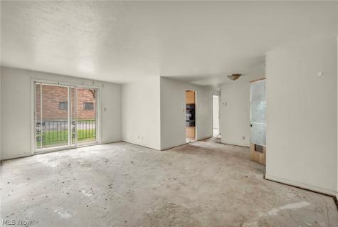 818 S Green Road South Euclid OH 44121