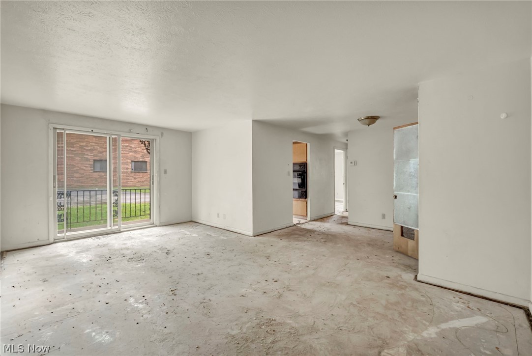 818 S Green Road South Euclid OH 44121