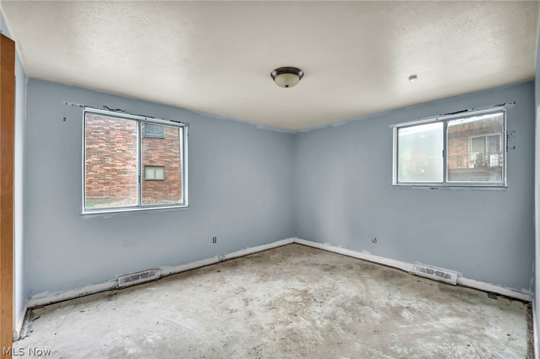 818 S Green Road South Euclid OH 44121