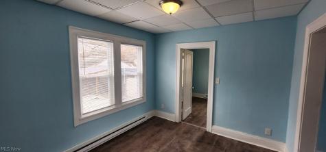2174 W 103 Cleveland OH 44102