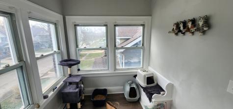 2174 W 103 Cleveland OH 44102