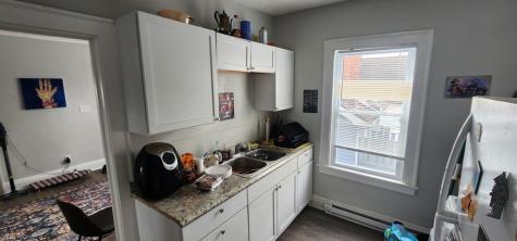 2174 W 103 Cleveland OH 44102