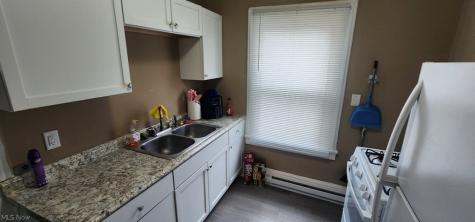 2174 W 103 Cleveland OH 44102