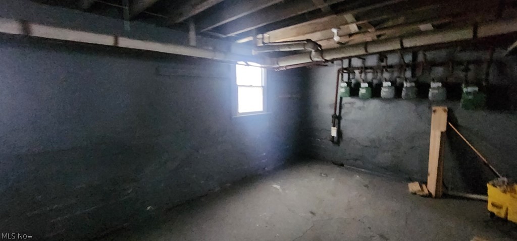 2174 W 103 Cleveland OH 44102