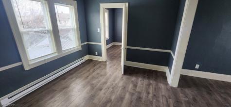 2174 W 103 Cleveland OH 44102