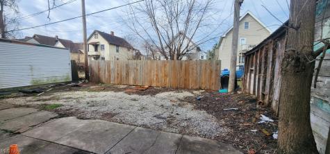 2174 W 103 Cleveland OH 44102
