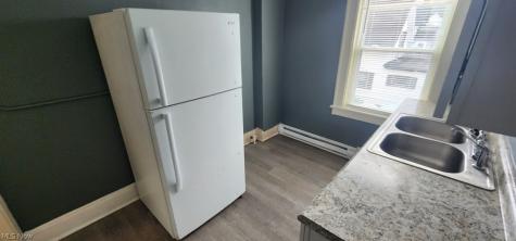 2174 W 103 Cleveland OH 44102