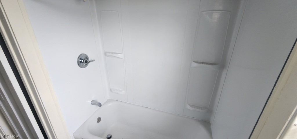 2174 W 103 Cleveland OH 44102