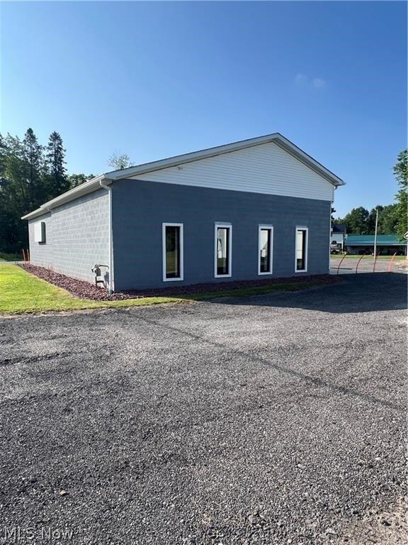 3019 Parkman Road NW Southington OH 44470