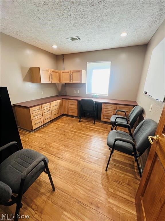 3019 Parkman Road NW Southington OH 44470