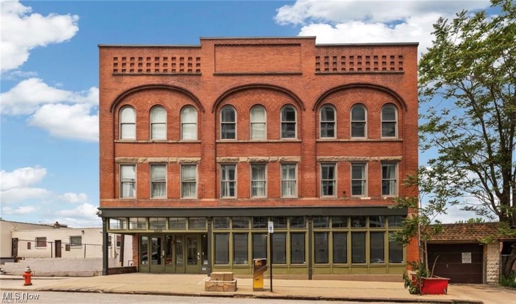 2220 Superior Viaduct Cleveland OH 44113