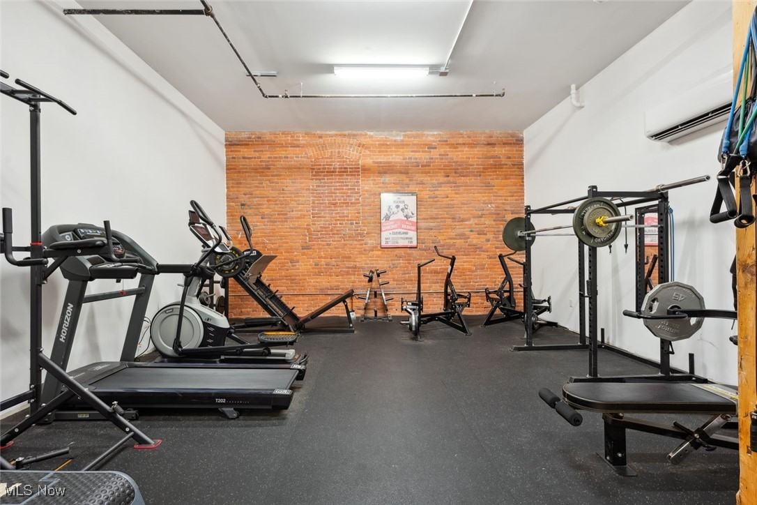 2220 Superior Viaduct Cleveland OH 44113