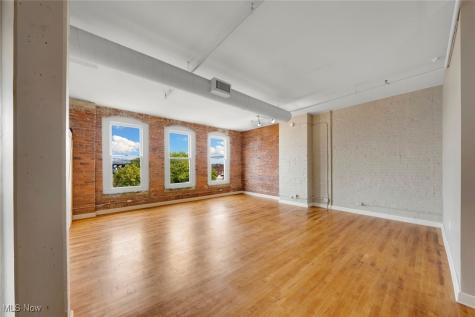 2220 Superior Viaduct Cleveland OH 44113