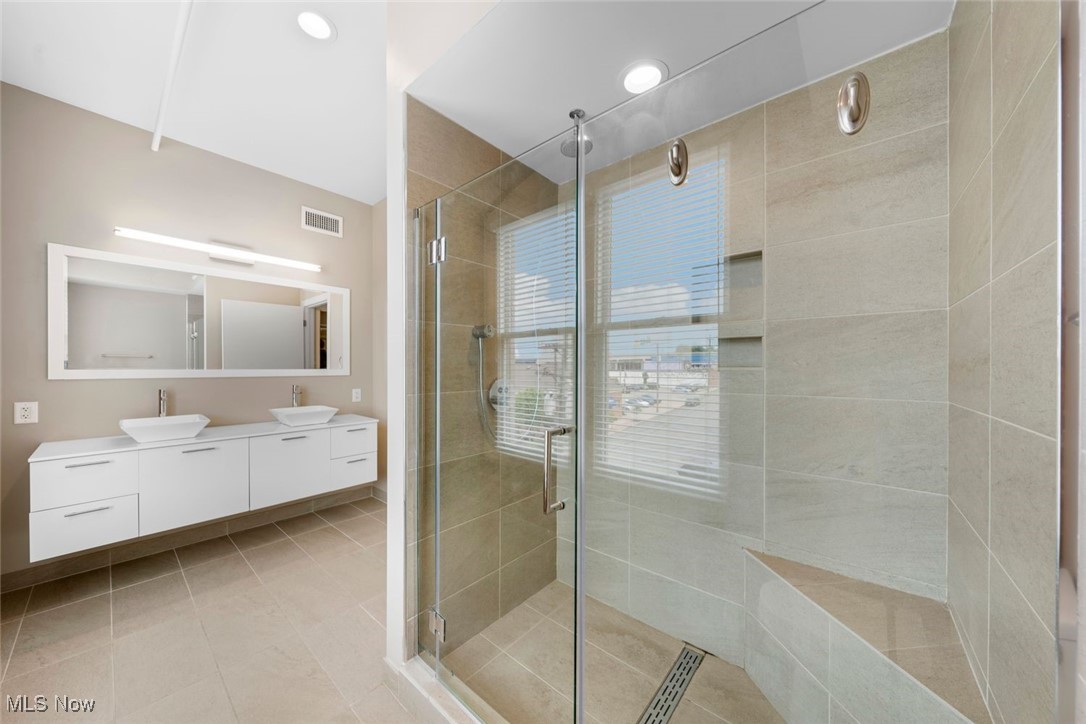 2220 Superior Viaduct Cleveland OH 44113