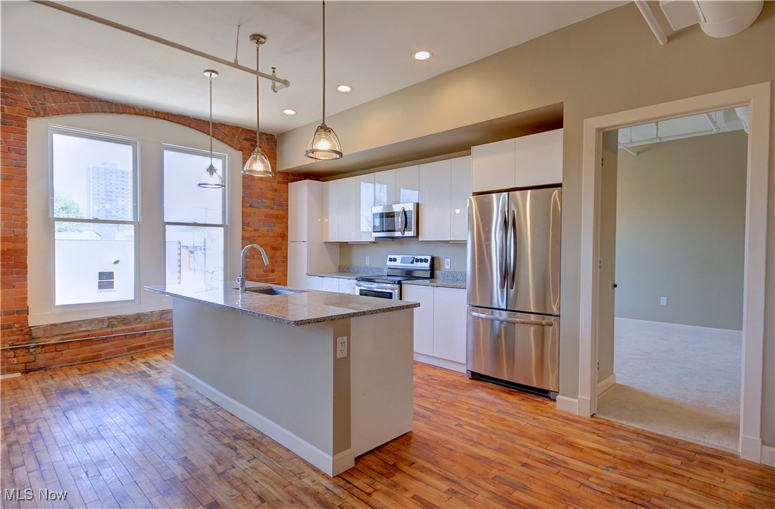 2220 Superior Viaduct Cleveland OH 44113