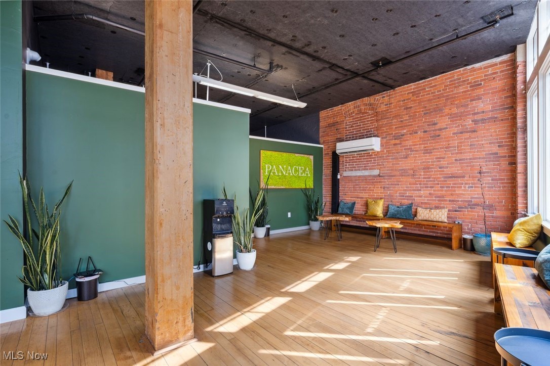 2220 Superior Viaduct Cleveland OH 44113