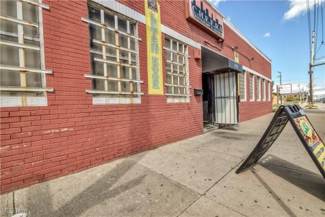 3560 E 93rd Street Cleveland OH 44105