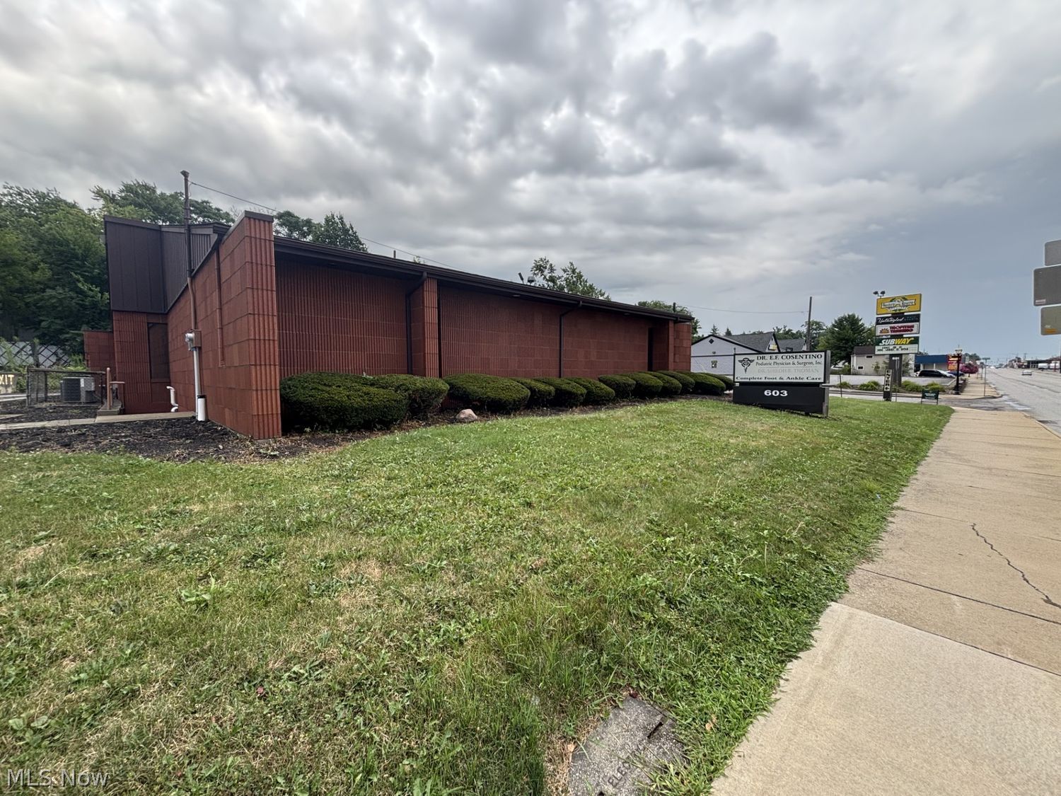 603 N State Street Girard OH 44420