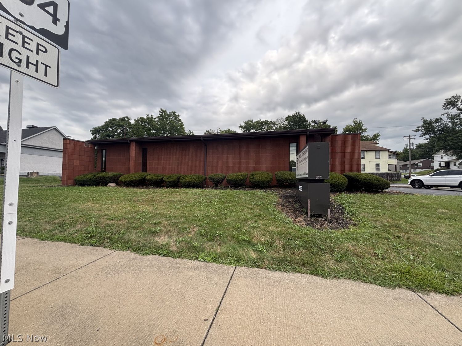 603 N State Street Girard OH 44420