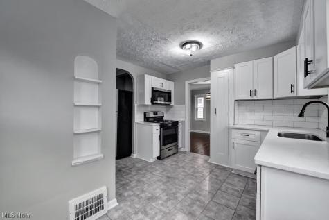 3589 Cedarbrook Road Cleveland Heights OH 44118