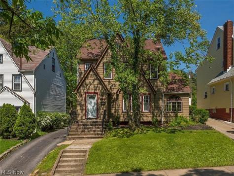 3589 Cedarbrook Road Cleveland Heights OH 44118