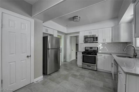3589 Cedarbrook Road Cleveland Heights OH 44118