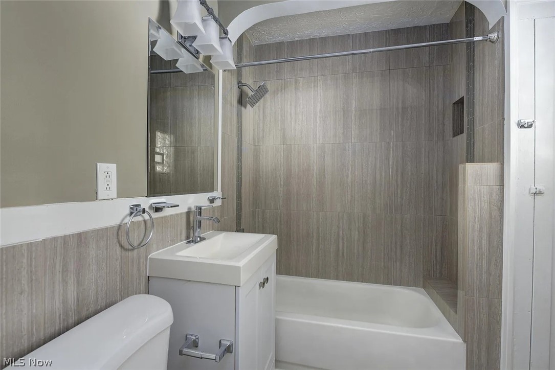 3589 Cedarbrook Road Cleveland Heights OH 44118