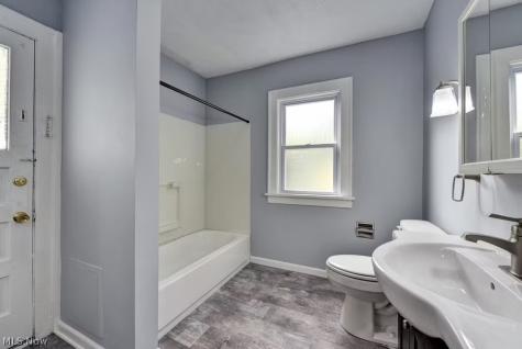 3589 Cedarbrook Road Cleveland Heights OH 44118