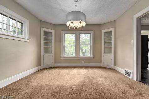 3589 Cedarbrook Road Cleveland Heights OH 44118