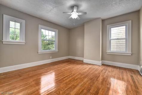 3589 Cedarbrook Road Cleveland Heights OH 44118
