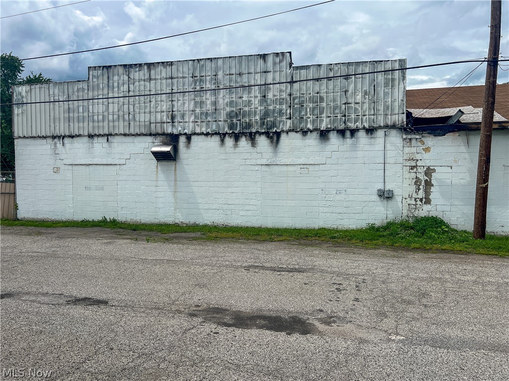 1340 Pennsylvania Avenue East Liverpool OH 43920
