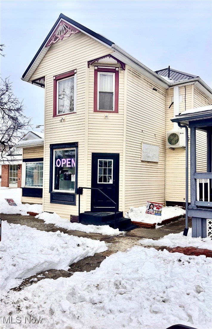 24 E Main Street New Concord OH 43762