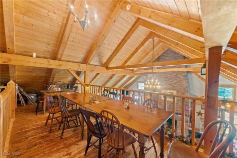 2576 Davis Peck Road Cortland OH 44410