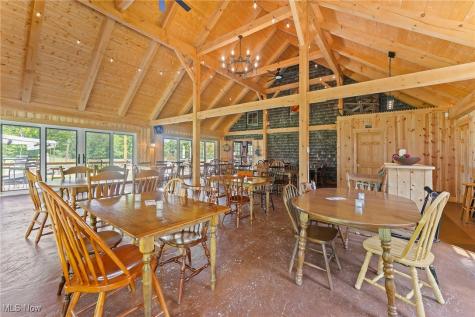 2576 Davis Peck Road Cortland OH 44410