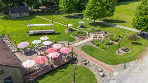 2576 Davis Peck Road Cortland OH 44410