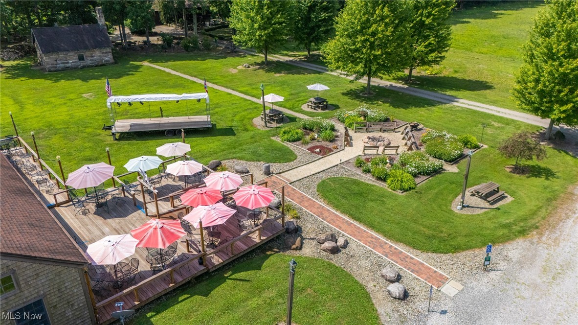 2576 Davis Peck Road Cortland OH 44410