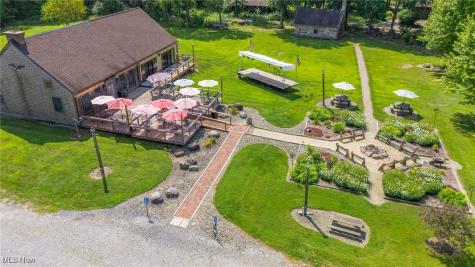 2576 Davis Peck Road Cortland OH 44410