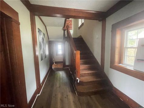 45 Indiana Avenue Youngstown OH 44505