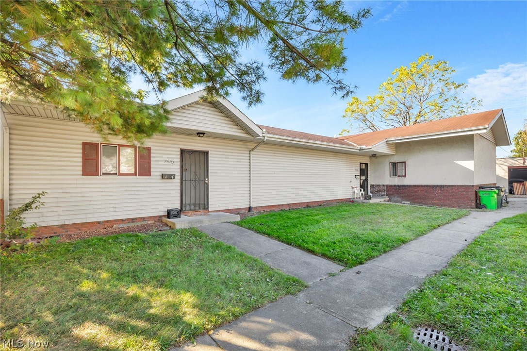 7511 Jeffries Avenue Garfield Heights OH 44105