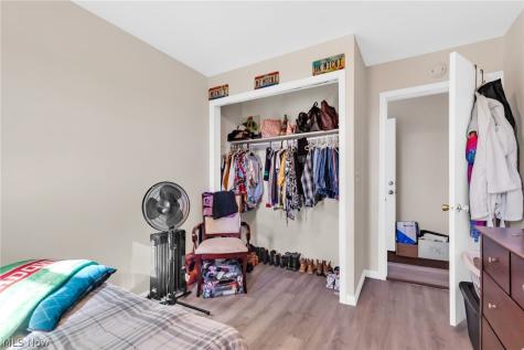 7511 Jeffries Avenue Garfield Heights OH 44105