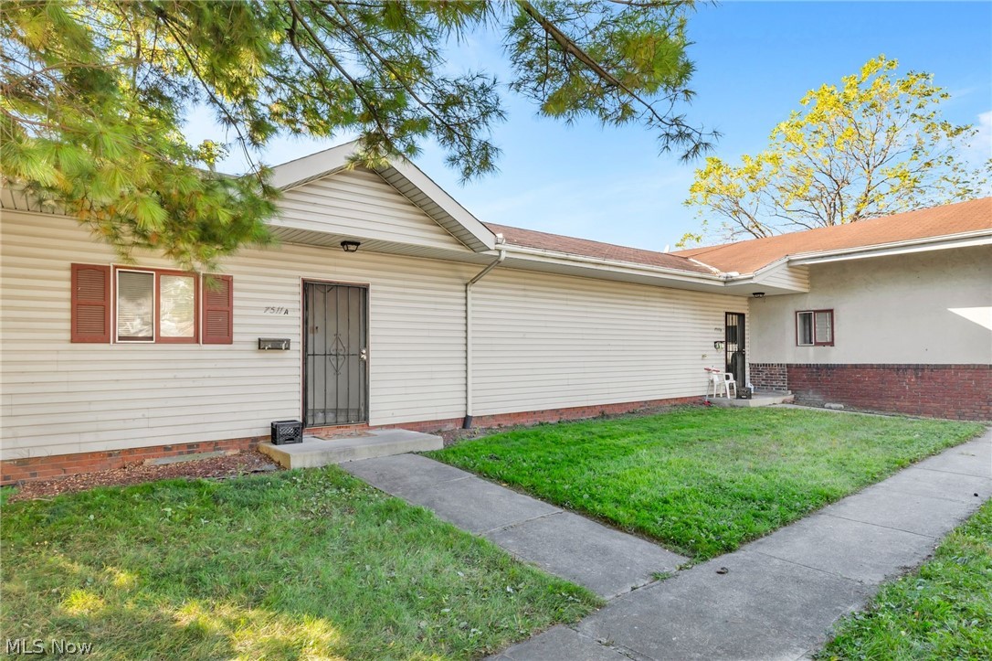 7511 Jeffries Avenue Garfield Heights OH 44105