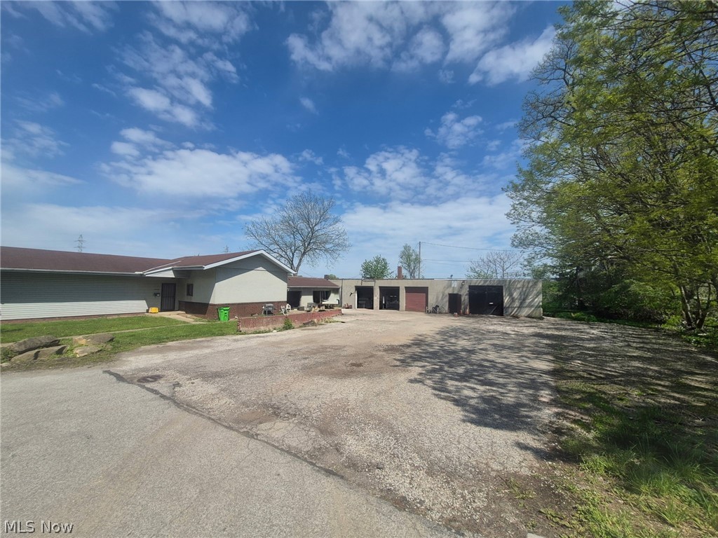 7511 Jeffries Avenue Garfield Heights OH 44105