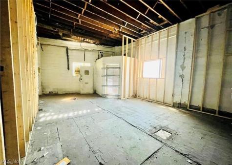 12103 Kinsman Road Cleveland OH 44120