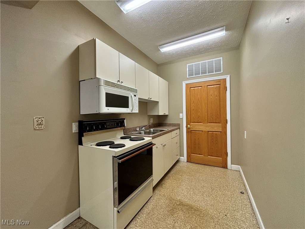 3312 Lake Avenue Ashtabula OH 44004